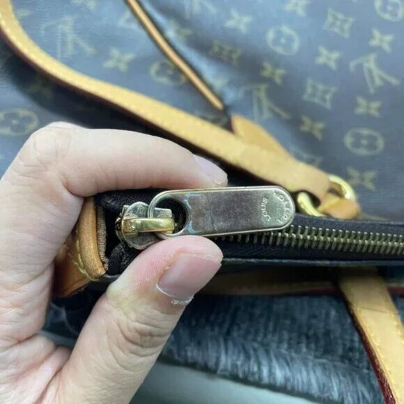 100% Authentic Louis Vuitton Totally MM Brown Monogram Shoulder Bag 720-061524 - Picture 11 of 12